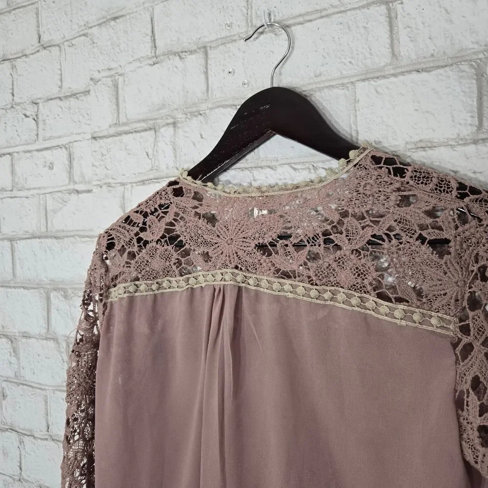 Cute lace top light brown blouse
